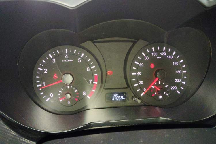 Used Haima Fumei 2014 M5 1.6L Manual Elite Model Instrument Cluster