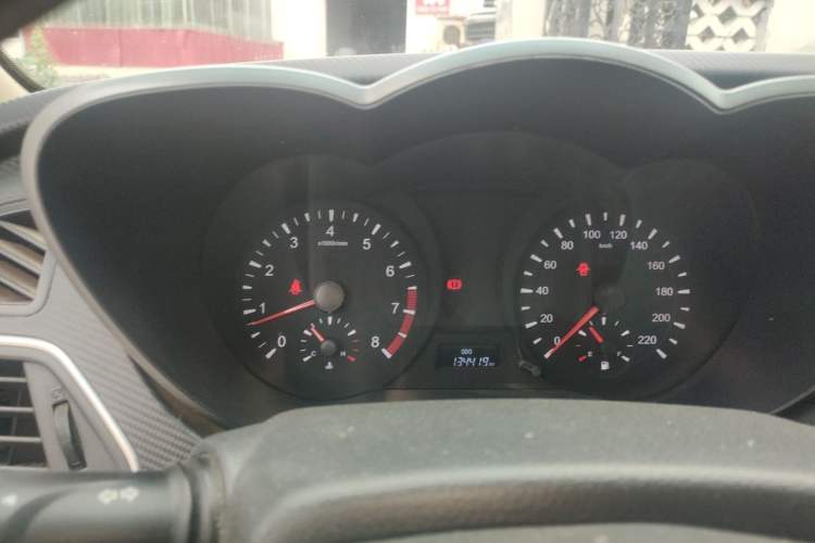 Used Haima Fumei 2014 M5 1.6L Manual Elite Model Instrument Cluster