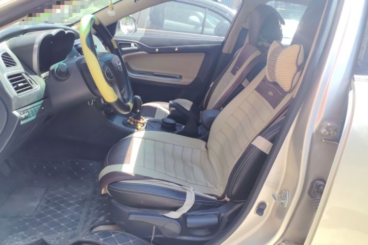 Used Haima Fumei 2014 M5 1.6L Manual Fashion Edition Left Front Seat