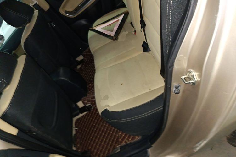 Used Haima Fumei 2014 M5 1.6L Manual Elite Model Left Rear Seat