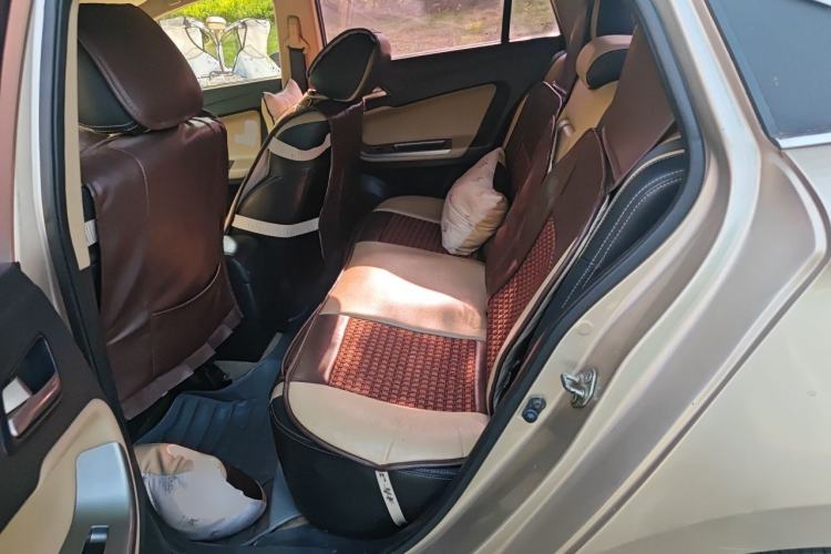 Used Haima Fumei 2014 M5 1.6L Automatic Comfort Model Left Rear Seat