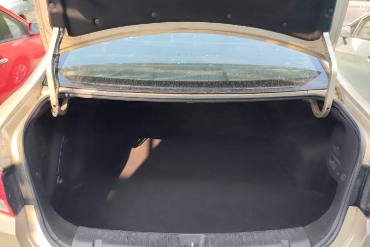 Used Haima Fumei 2014 M5 1.6L Manual Elite Model Trunk
