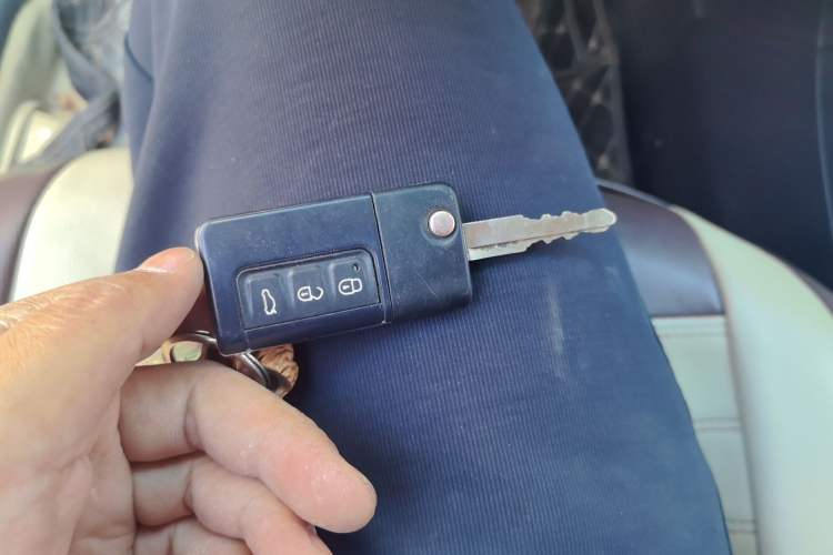 Used Haima Fumei 2014 M5 1.6L Manual Fashion Edition Vehicle Key