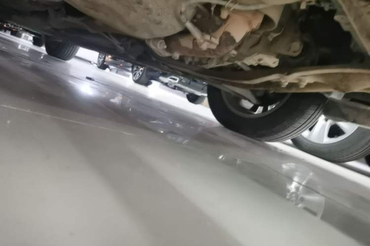 Used Haima Fumei 2015 Classic 1.6L Manual with Sunroof Chassis Front Right
