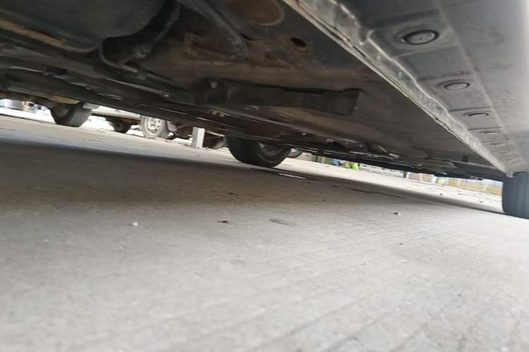 Used Haima Fumei 2015 1.6L Automatic Fashion Model Chassis Rear Right