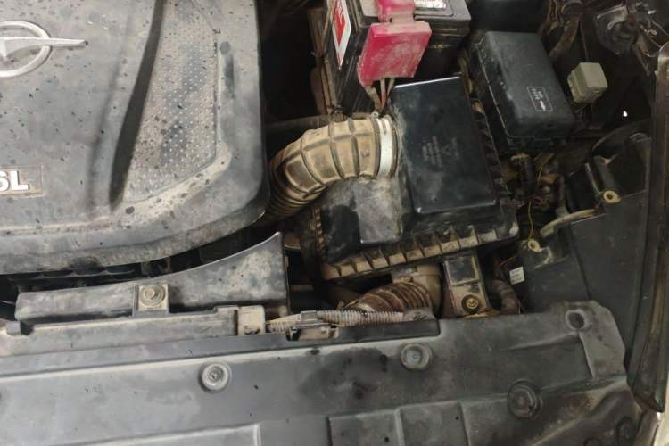 Used Haima Fumei 2015 1.6L Manual Prestige Model Engine Bay Left