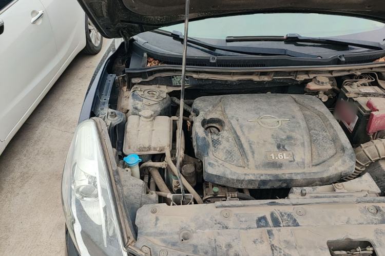 Used Haima Fumei 2015 1.6L Manual Prestige Model Engine Bay Right