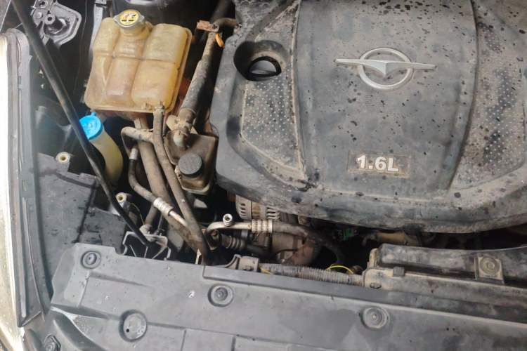 Used Haima Fumei 2015 1.6L Manual Prestige Model Engine Bay Right