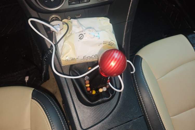 Used Haima Fumei 2015 1.6L Manual Prestige Model Gear Lever