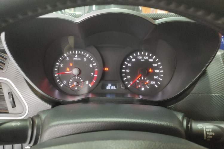 Used Haima Fumei 2015 M5 1.6L Manual "Beloved Edition" Instrument Cluster