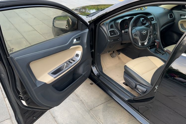 Used Haima Fumei 2015 1.5T Automatic YueShang Model Interior 8