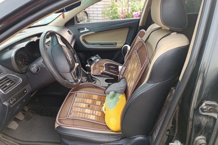 Used Haima Fumei 2015 1.6L Manual YueShang Model Left Front Seat