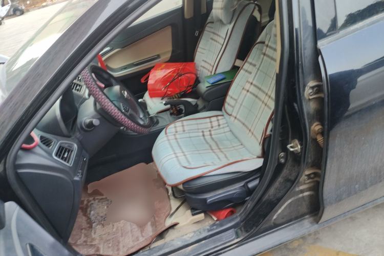 Used Haima Fumei 2015 1.6L Manual Prestige Model Left Front Seat