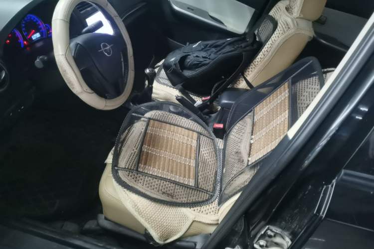 Used Haima Fumei 2015 Classic 1.6L Manual with Sunroof Left Front Seat