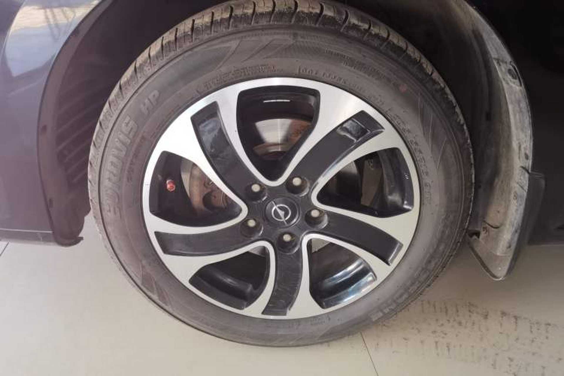 Used Haima Fumei 2015 1.6L Manual Prestige Model Left Front Wheel Hub