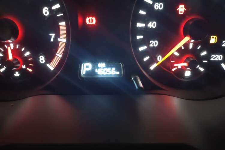 Used Haima Fumei 2015 1.5T Automatic Prestige Model Odometer Close Up