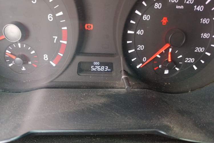 Used Haima Fumei 2015 1.6L Manual YueShang Model Odometer Close Up
