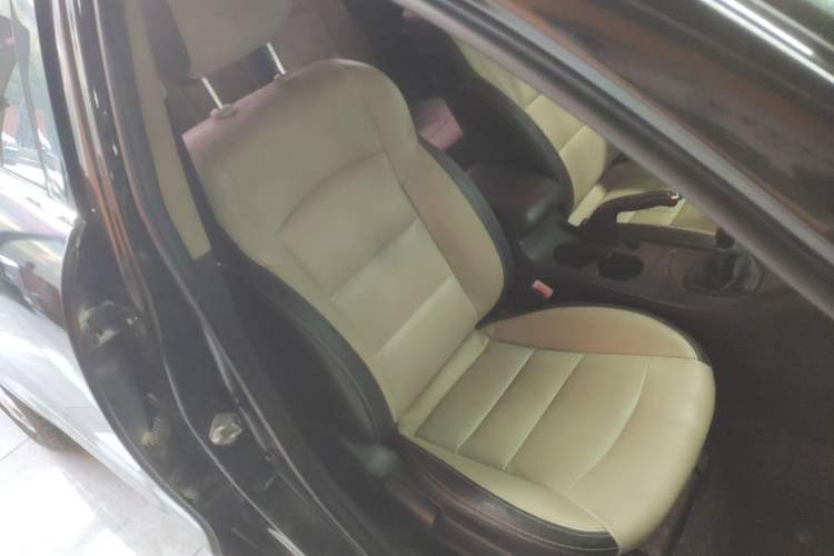 Used Haima Fumei 2015 M5 1.6L Manual "Beloved Edition" Right Front Seat