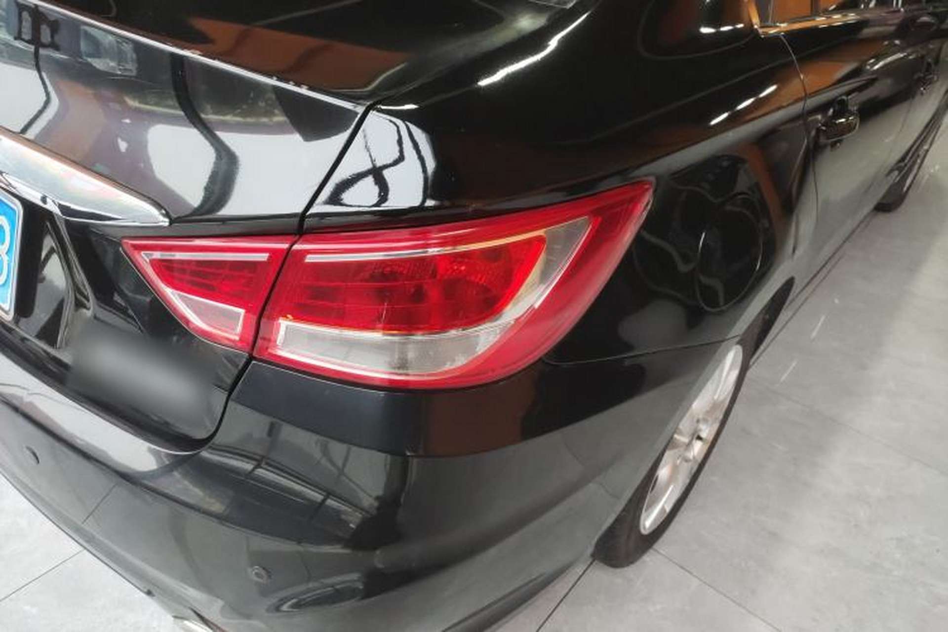 Used Haima Fumei 2015 M5 1.6L Manual "Beloved Edition" Right Rear Taillight