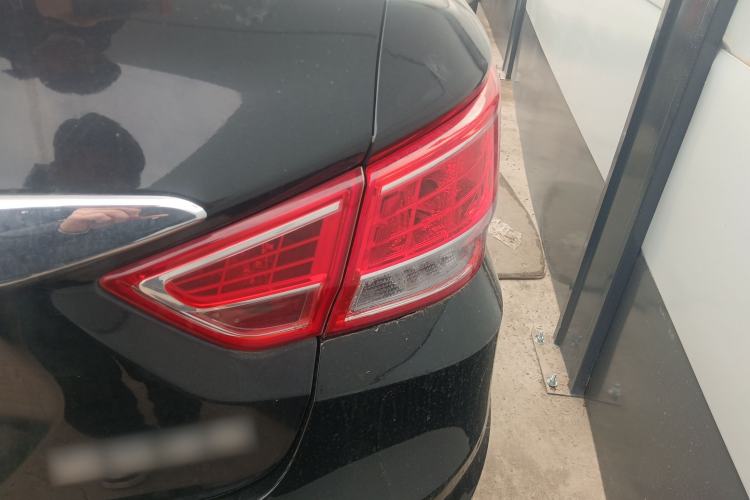 Used Haima Fumei 2015 1.6L Manual Prestige Model Right Rear Taillight
