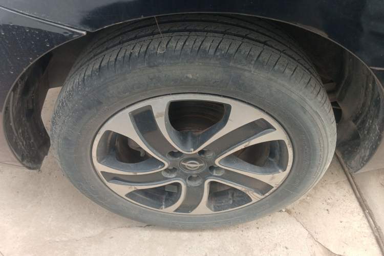 Used Haima Fumei 2015 1.6L Manual Prestige Model Right Rear Wheel Hub