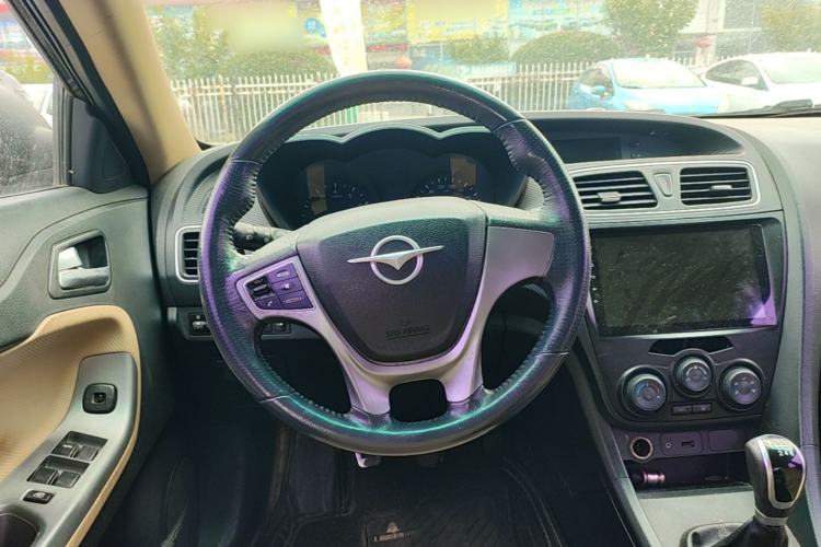 Used Haima Fumei 2015 1.6L Manual Prestige Model Steering Wheel