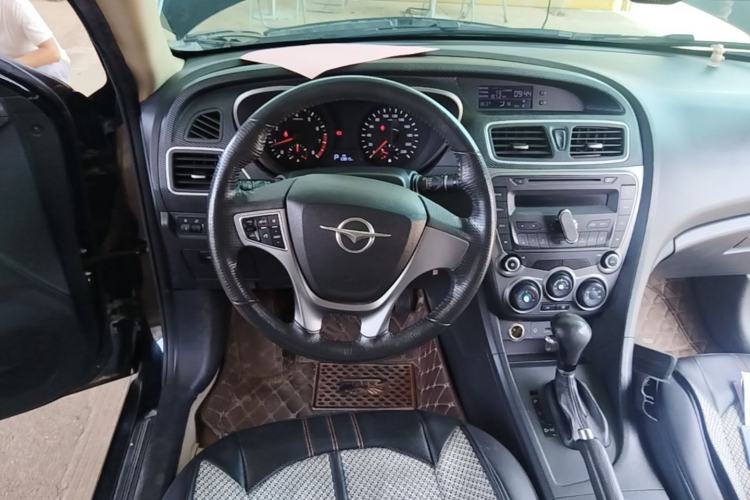 Used Haima Fumei 2015 1.6L Automatic Fashion Model Steering Wheel