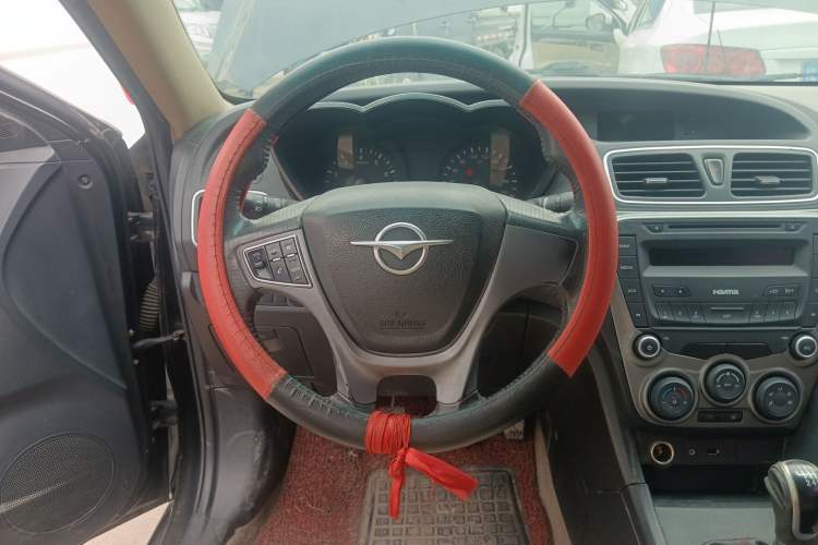 Used Haima Fumei 2015 1.6L Manual Prestige Model Steering Wheel