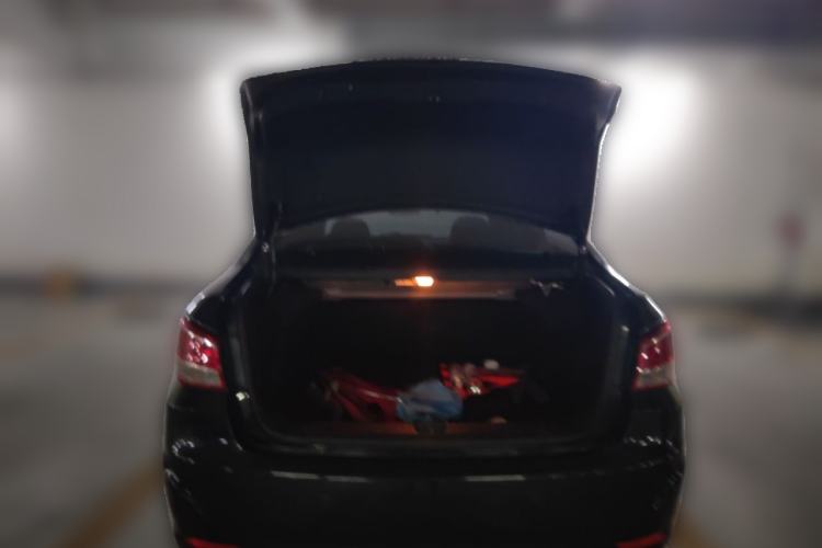 Used Haima Fumei 2015 1.5T Automatic Prestige Model Trunk