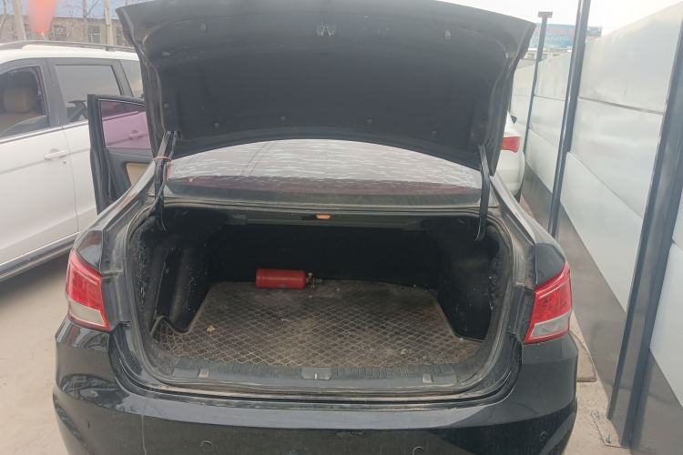 Used Haima Fumei 2015 1.6L Manual Prestige Model Trunk