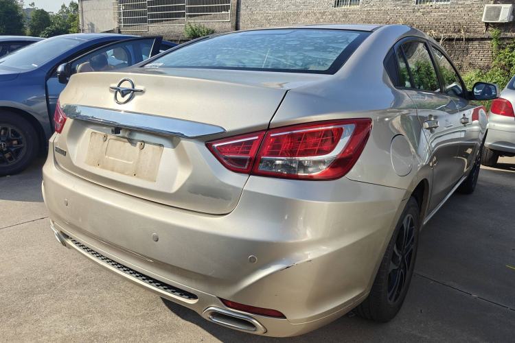 Used Haima Fumei 2015 1.6L Manual Prestige Model Exterior 4