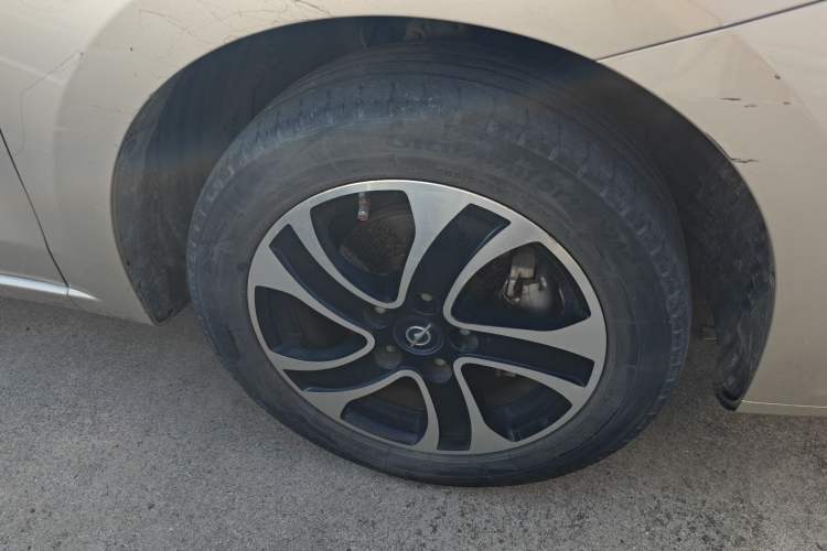 Used Haima Fumei 2015 1.6L Manual Prestige Model Exterior 5
