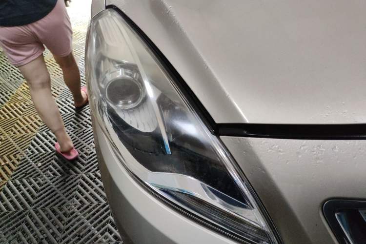 Used Haima Fumei 2015 1.6L Manual Prestige Model Right Front Headlight