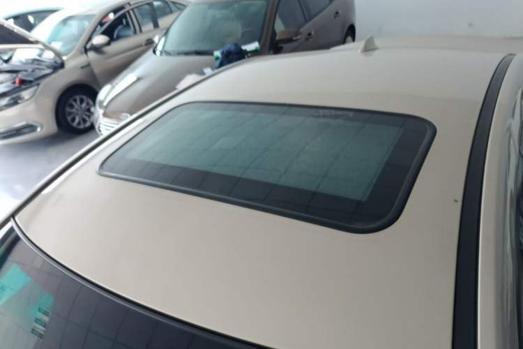 Used Haima Fumei 2015 1.5T Automatic YueShang Model Roof