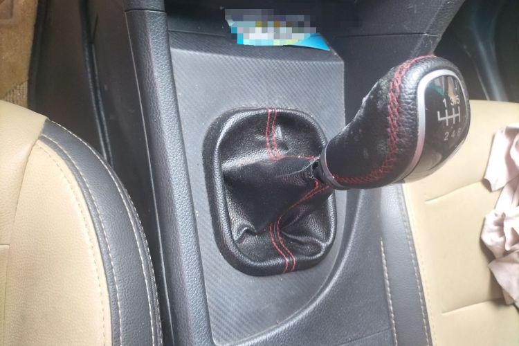Used Haima Fumei 2015 1.6L Manual Prestige Model Gear Lever