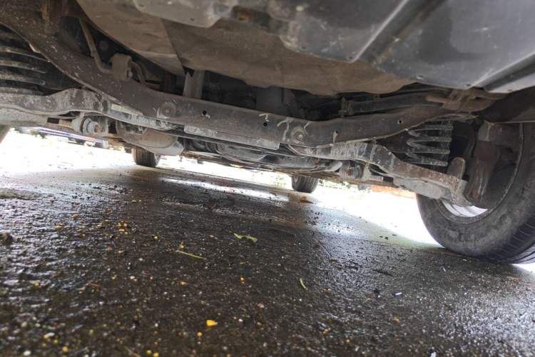 Used Haima Fumei 2015 1.6L Manual Fashion Model Chassis Rear