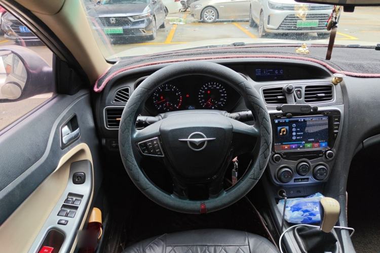 Used Haima Fumei 2015 1.6L Manual Fashion Model Steering Wheel