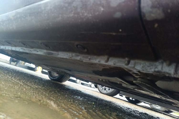 Used Haima Fumei 2015 1.6L Manual ZhiShang Model Chassis Front Right