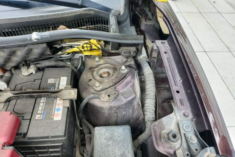 Used Haima Fumei 2015 1.6L Manual YueShang Model Engine Bay Left