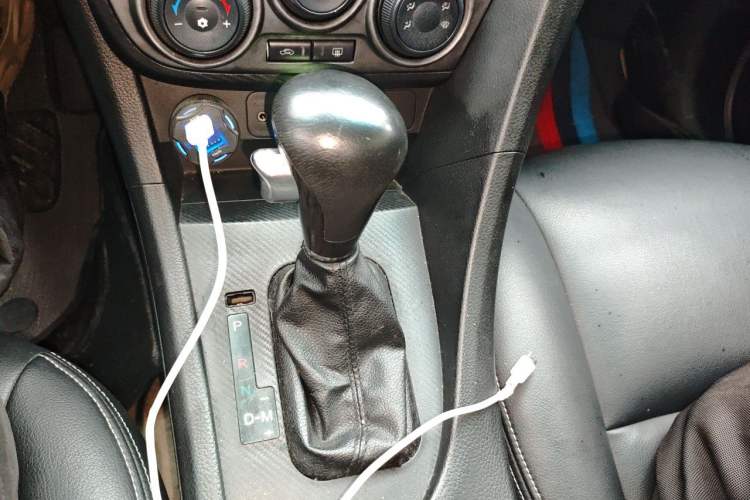 Used Haima Fumei 2015 1.5T Automatic YueShang Model Gear Lever