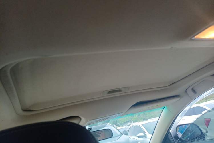 Used Haima Fumei 2015 1.6L Manual ZhiShang Model Headliner
