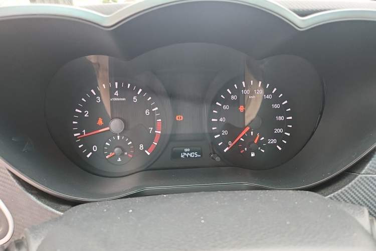 Used Haima Fumei 2015 1.6L Manual YueShang Model Instrument Cluster