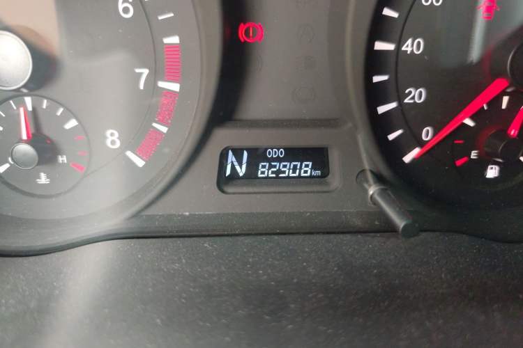 Used Haima Fumei 2015 1.5T Automatic YueShang Model Odometer Close Up