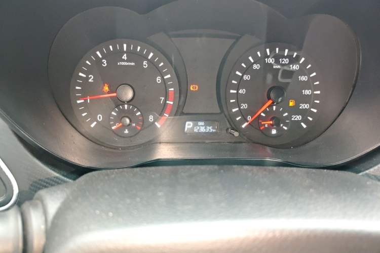 Used Haima Fumei 2015 1.5T Automatic YueShang Model Odometer Close Up