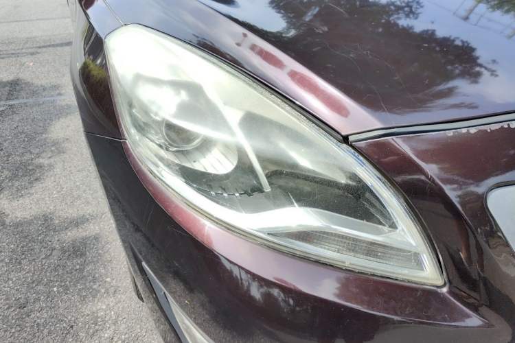 Used Haima Fumei 2015 1.5T Automatic YueShang Model Right Front Headlight
