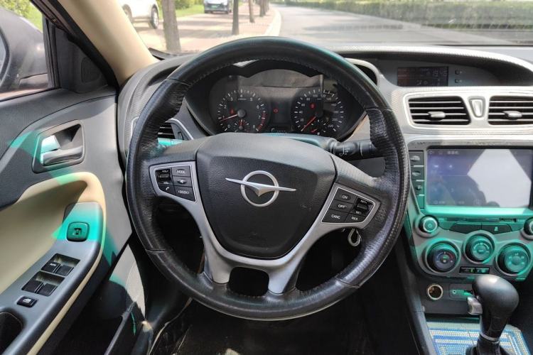 Used Haima Fumei 2015 1.5T Automatic YueShang Model Steering Wheel