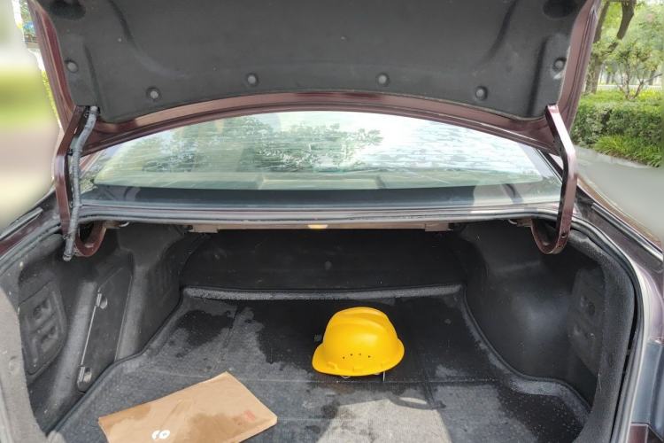 Used Haima Fumei 2015 1.5T Automatic YueShang Model Trunk
