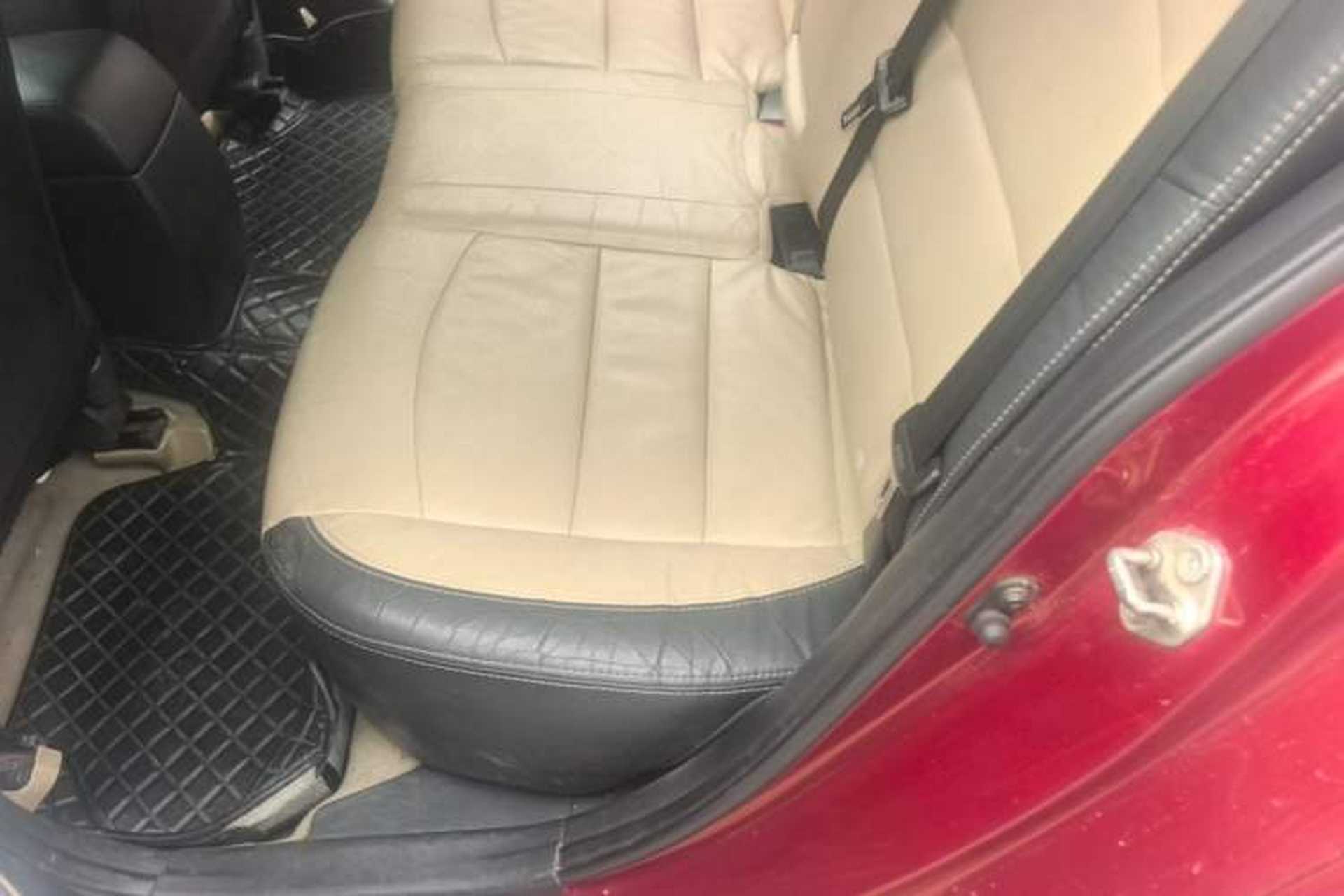 Used Haima Fumei 2015 M5 1.6L Manual "Beloved Edition" Left Rear Seat