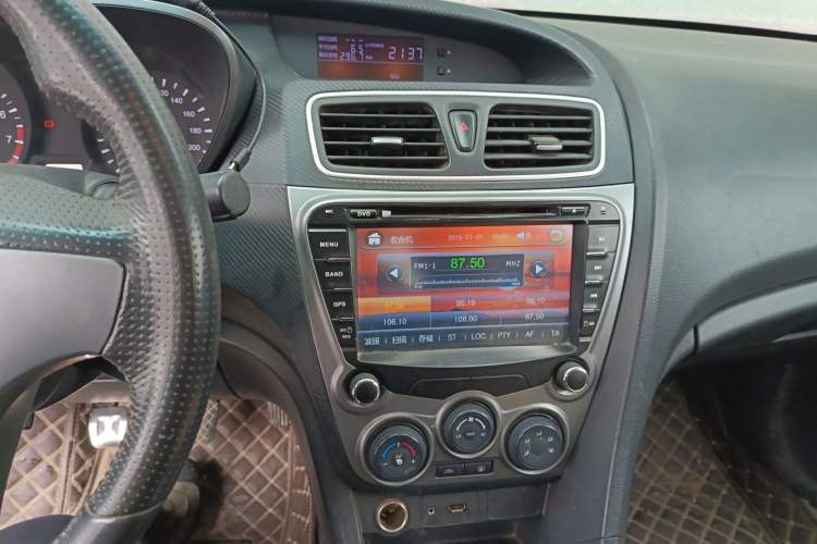 Used Haima Fumei 2015 1.6L Manual ZhiShang Model Audio And AC Panel