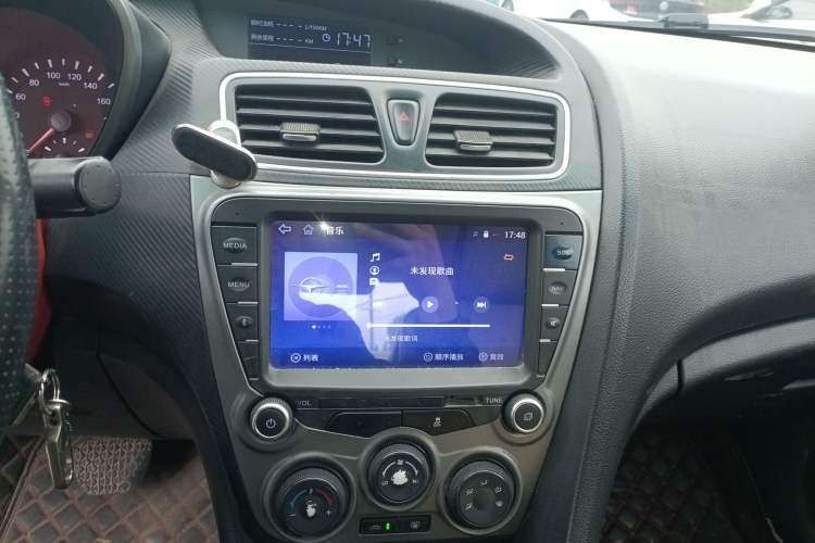 Used Haima Fumei 2015 1.5T Automatic YueShang Model Audio And AC Panel